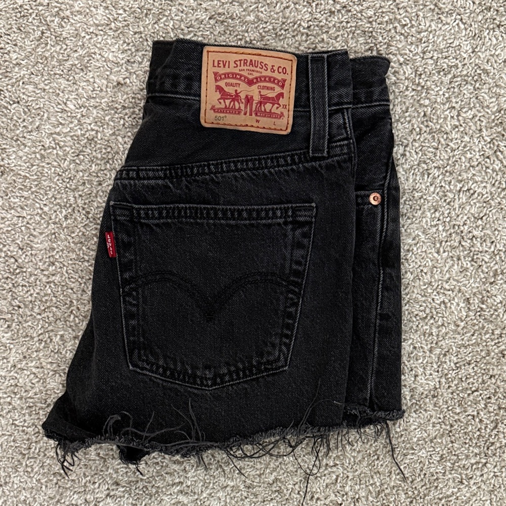 Levi’s 501 Black Denim Women Shorts